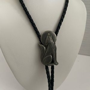 Wolf Bolo Western Tie Pewter Cowboy